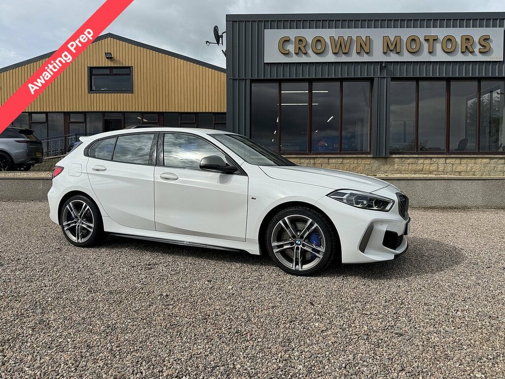 BMW 1 Series Hatchback White