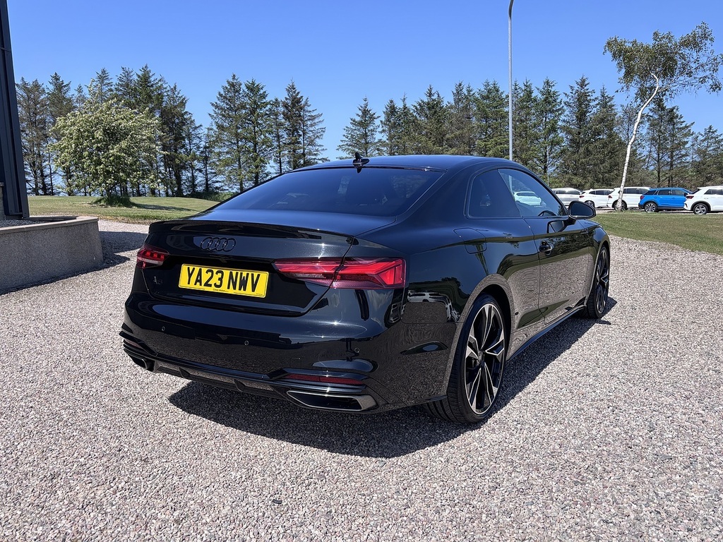 Audi A5 Coupe YA23NWV Black #4