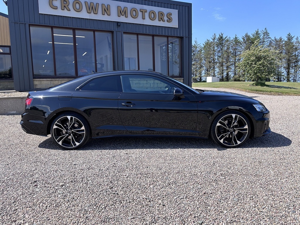 Audi A5 Coupe YA23NWV Black #3