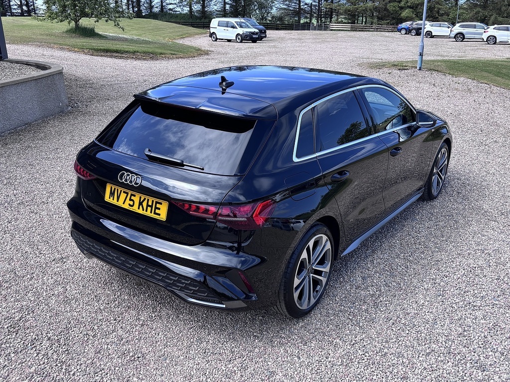 Audi A3 Hatchback MV75KHE Black #5