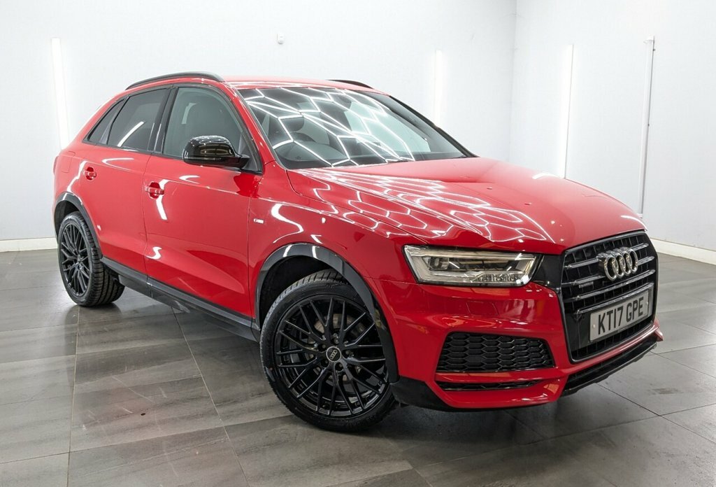 Audi Q3 2L Black Edition Red