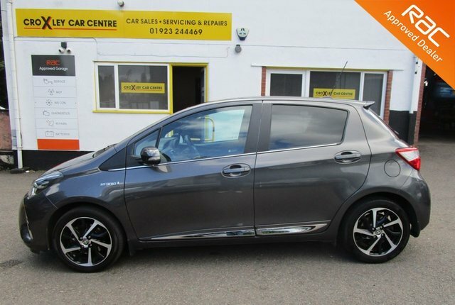 Toyota Yaris 1.5 Vvt-h Excel Hatchback Hybrid E-cvt WV69LRE Grey #4
