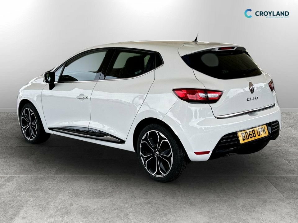 Renault Clio Hatchback BD68UPK White #3