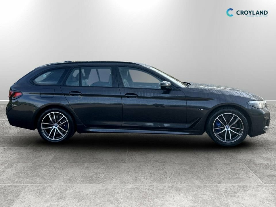 BMW 5 Series 2L M Sport FH71NXO Grey #2