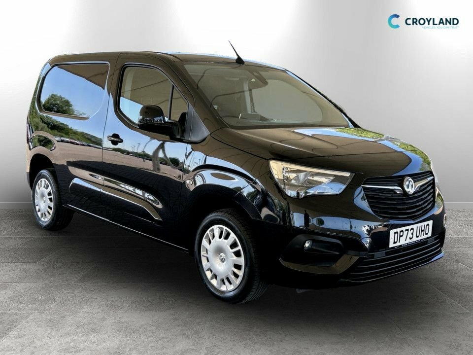 Vauxhall Combo 1.5L Prime Black