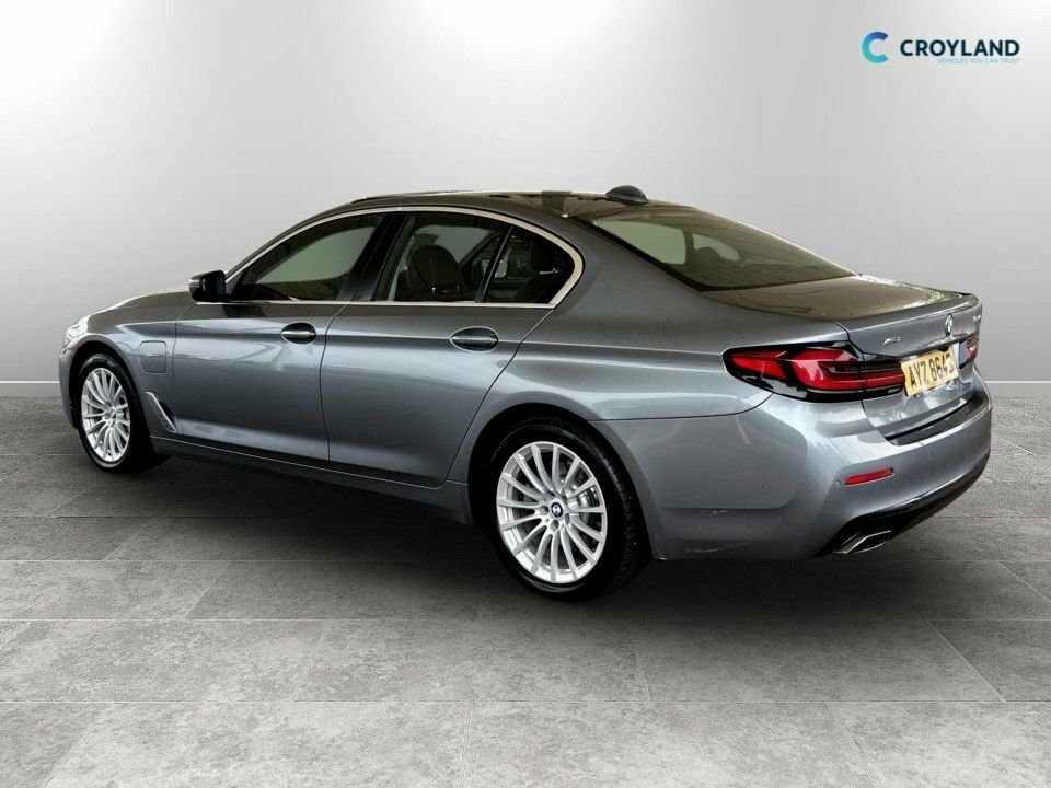 BMW 5 Series 2L Se AYZ8643 Blue #5