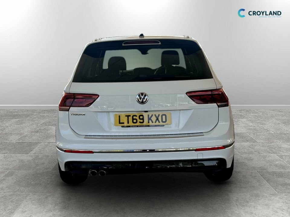 Volkswagen Tiguan 1.5L R-line Tech LT69KXO White #4