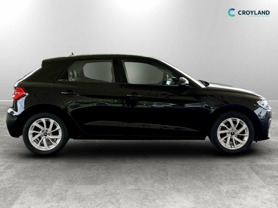 Audi A1 1L Sport KE22OYT Black #2