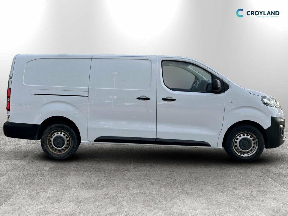 Vauxhall Vivaro 1.5L Prime 6Dr DT23EPP White #2