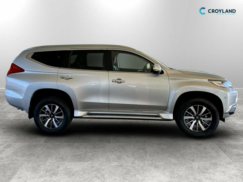 Mitsubishi Shogun Sport 2.4L 4 Silver #2