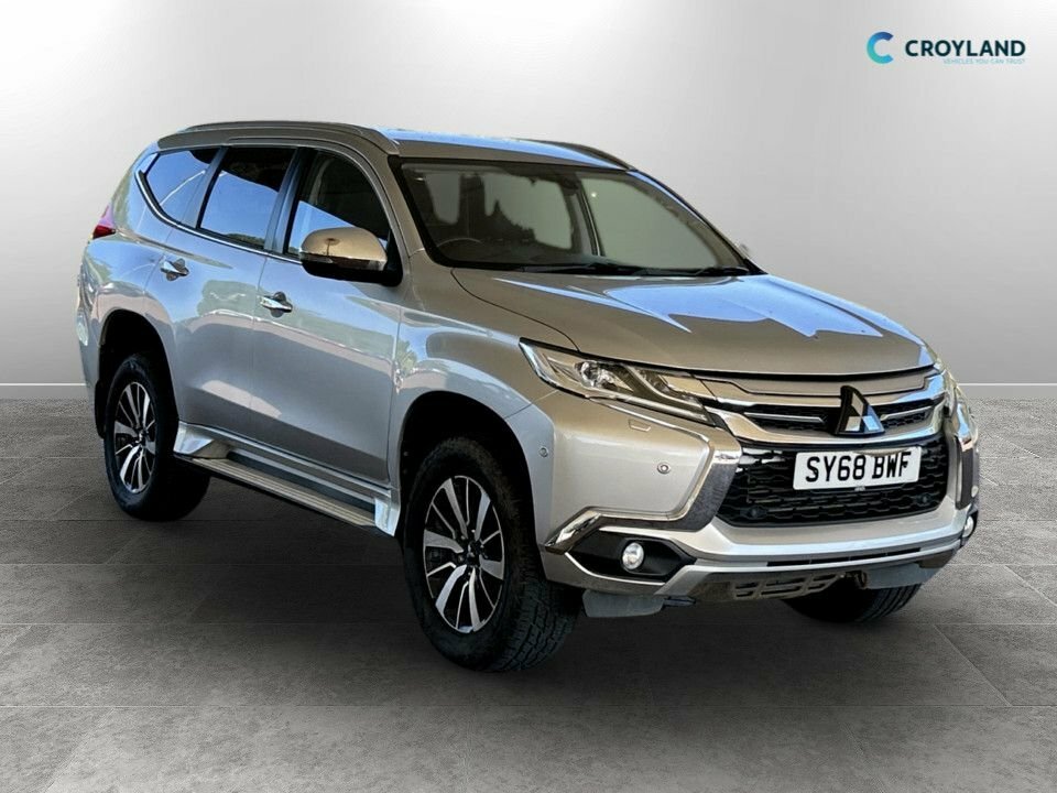 Mitsubishi Shogun Sport 2.4L 4 Silver