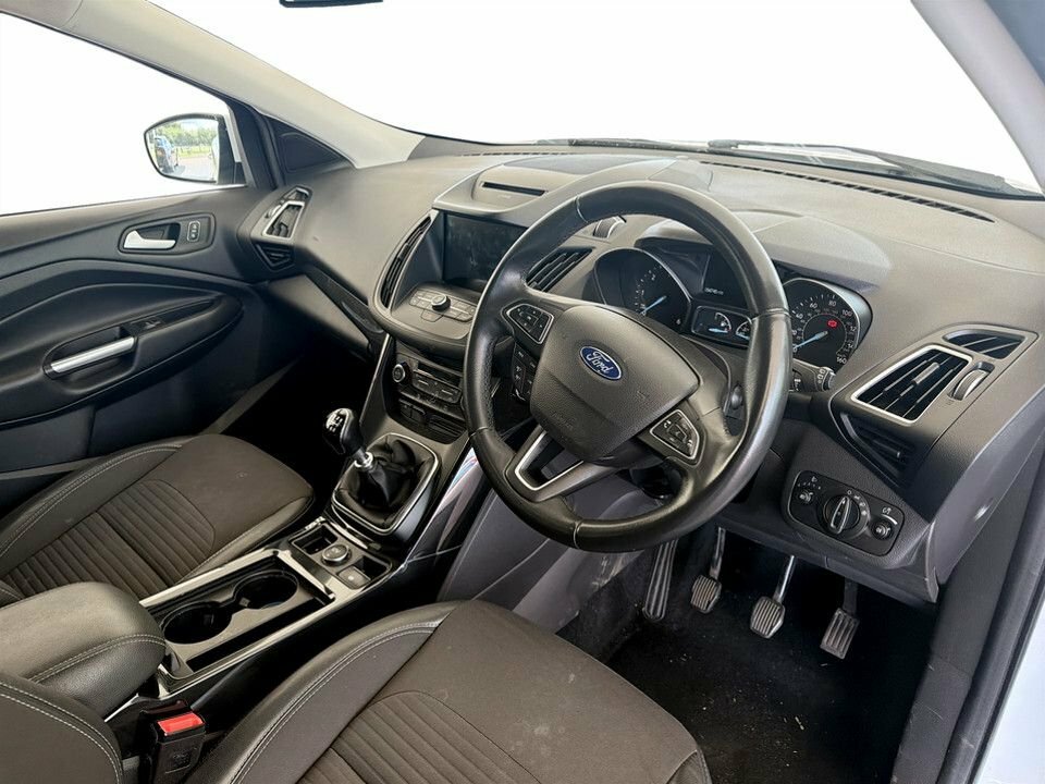 Ford Kuga 2L Titanium Edition DN69HSG White #5