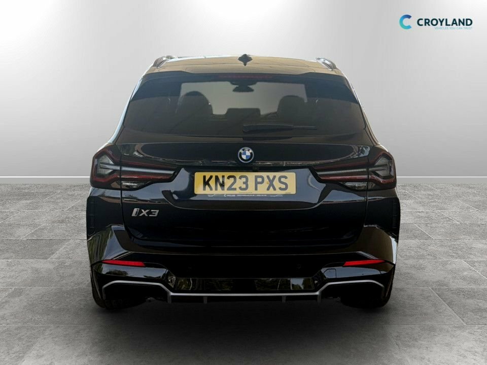 BMW iX3 Suv KN23PXS Black #4
