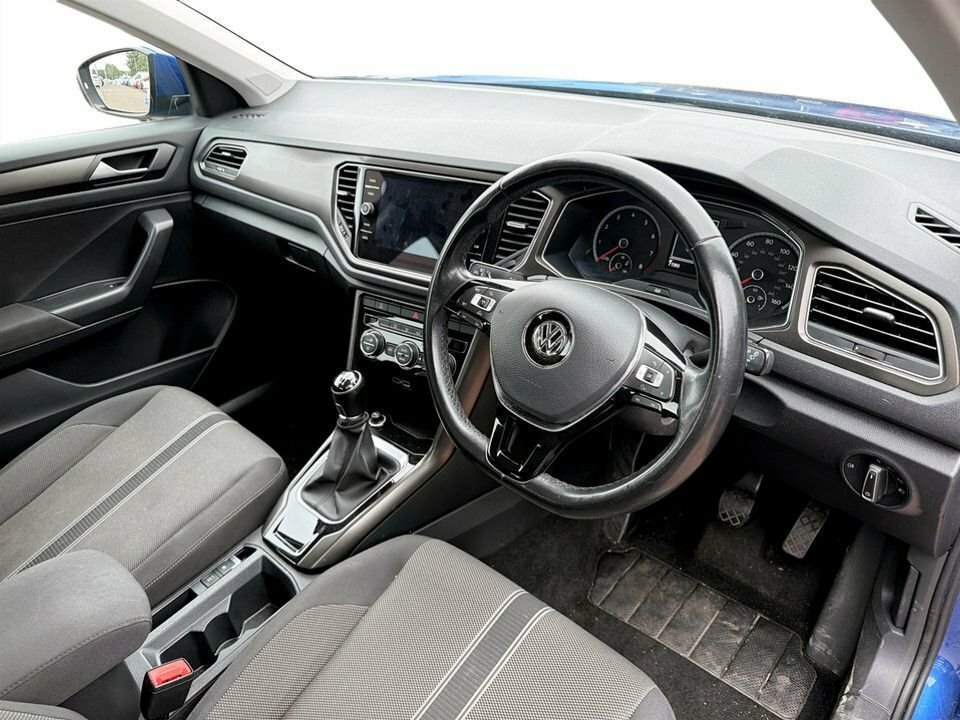 Volkswagen T-Roc 1L Se NJ18TUH Blue #5