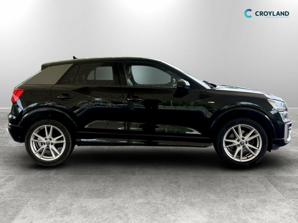 Audi Q2 1L S Line HD17BCU Black #2