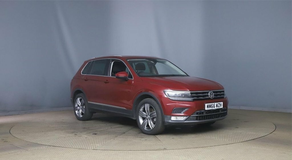 Volkswagen Tiguan 2L Sel Red #6