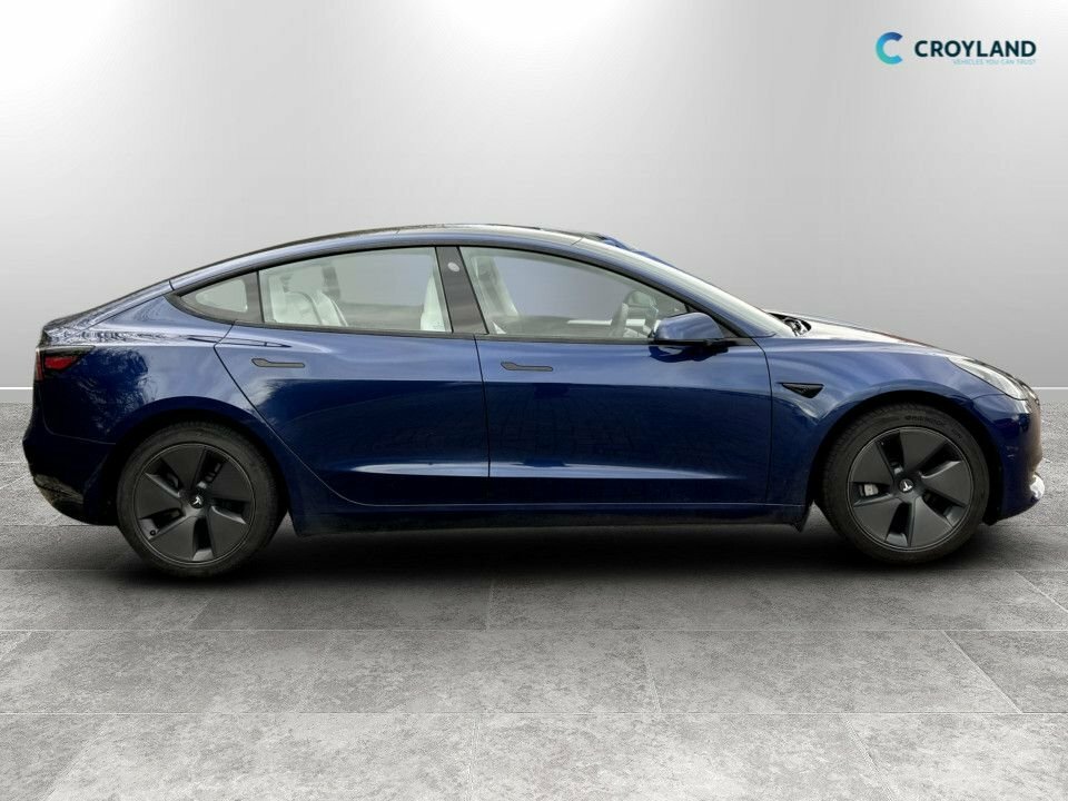 Tesla Model 3 Saloon BK71FBB Blue #2