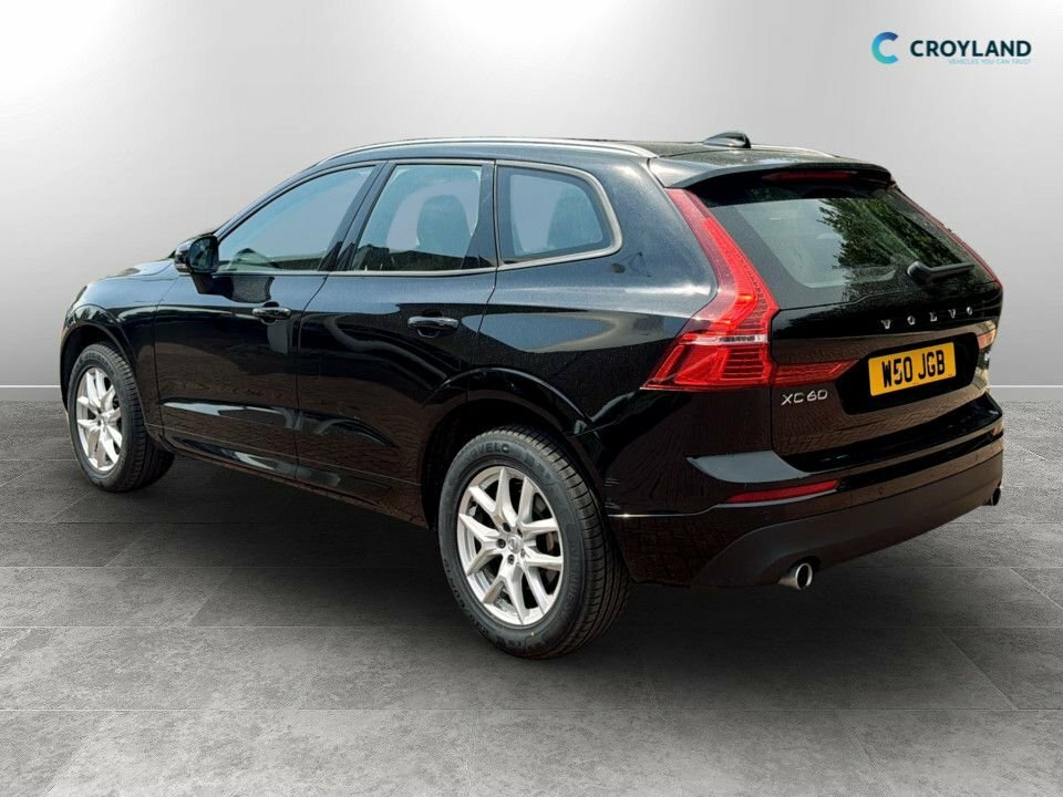 Volvo XC60 2L Momentum Pro NK68JHY Black #3