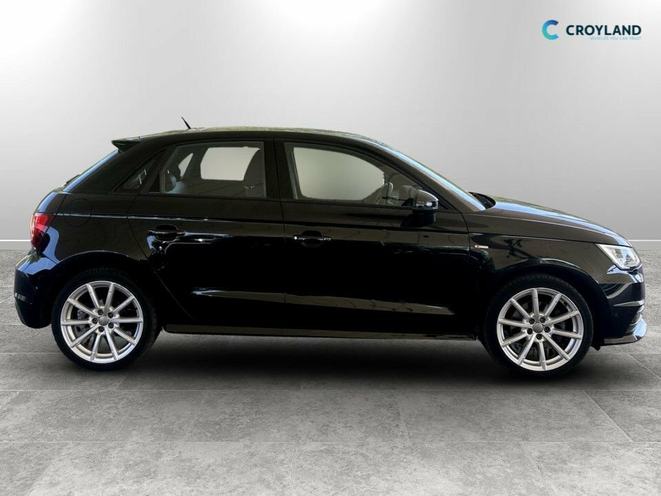 Audi A1 1L S Line AV67YFM Black #2
