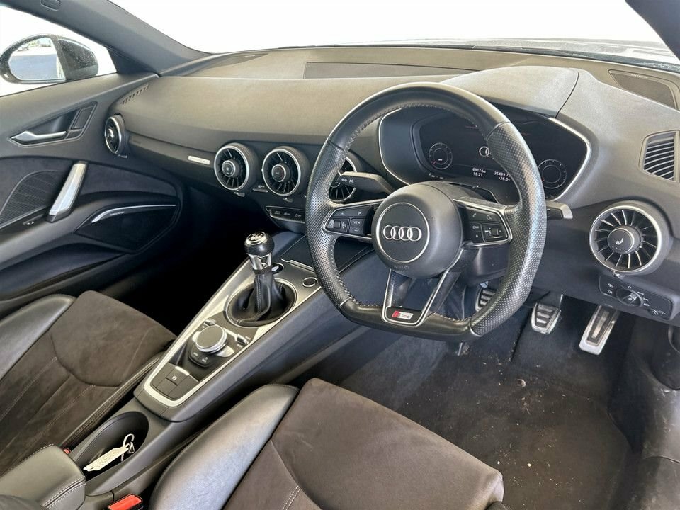 Audi TT 1L Black Edition GJ17NRE Black #5
