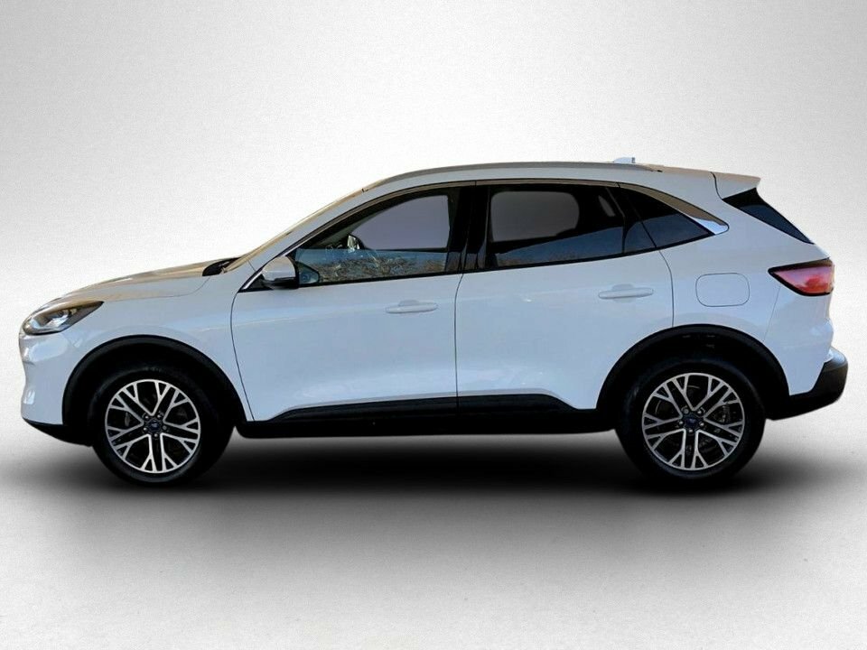 Ford Kuga Estate BJ21YYW White #5