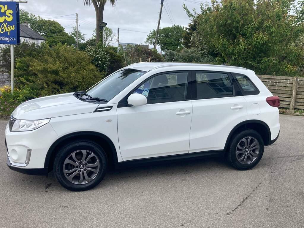 Suzuki Vitara 1.0 Boosterjet Sz4 Suv Euro 6 S EJ19TYA White #2