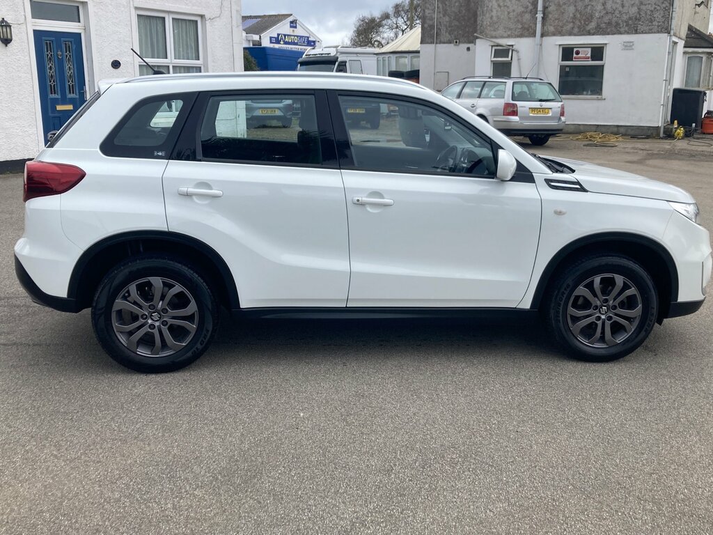 Suzuki Vitara 1.0 Boosterjet Sz4 Suv Euro 6 S EJ19TYA White #4