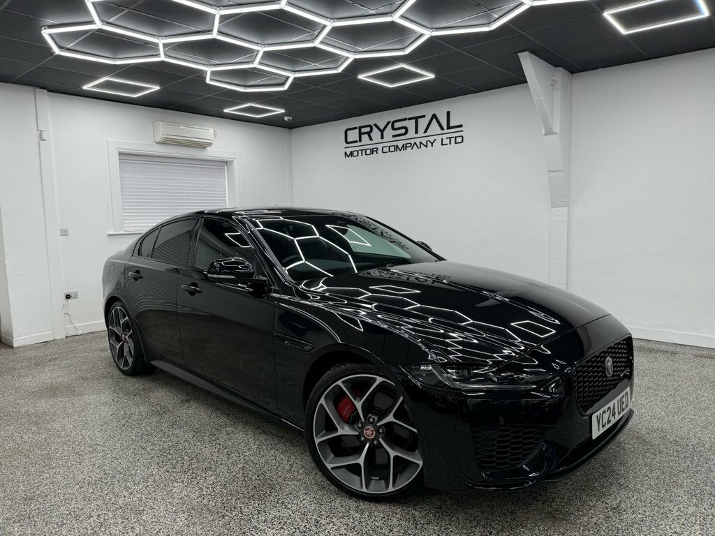 Jaguar XE 2L Sport Black