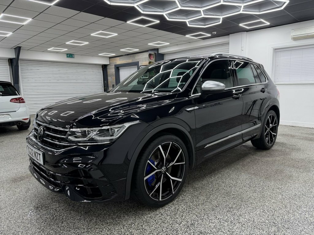 Volkswagen Tiguan 2L R YG22MZT Black #6