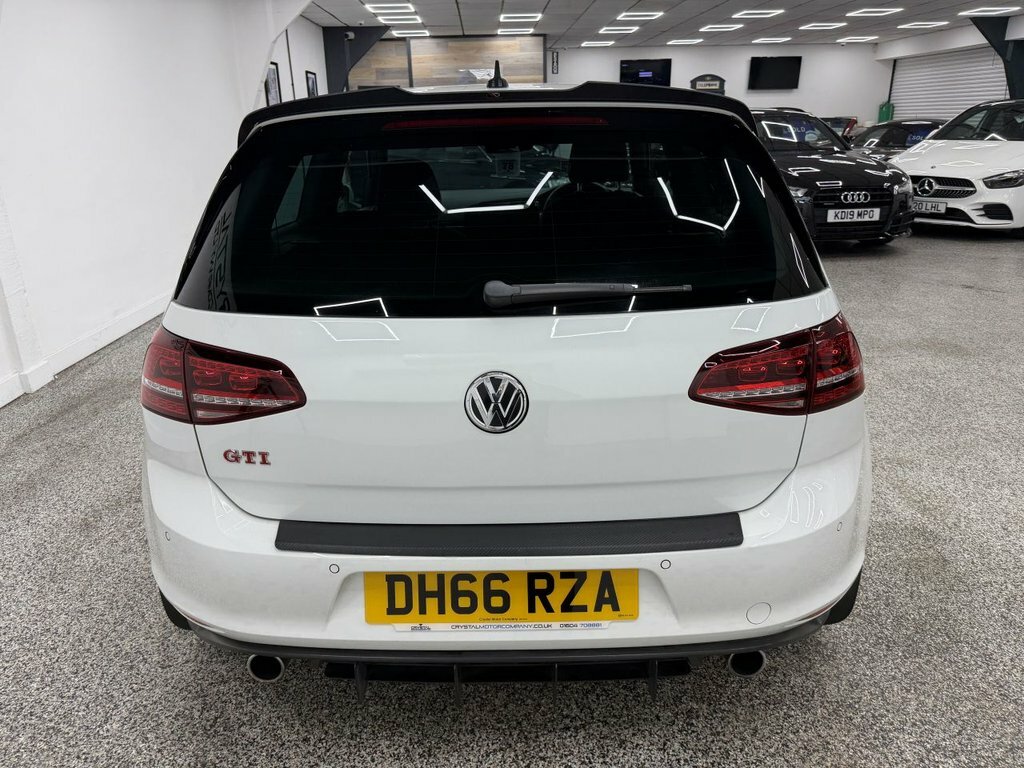 Volkswagen Golf Gti Launch DH66RZA White #4