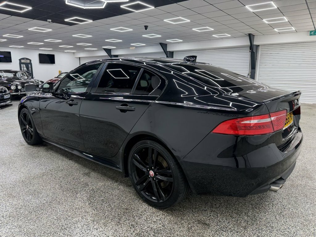 Jaguar XE Saloon OE66PGF Black #5