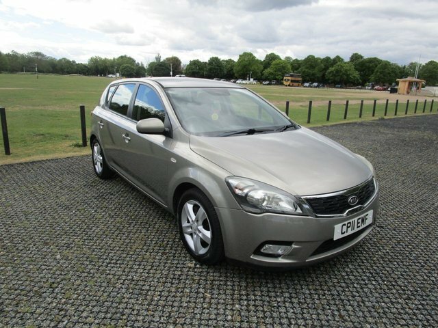 Kia Ceed Hatchback Silver