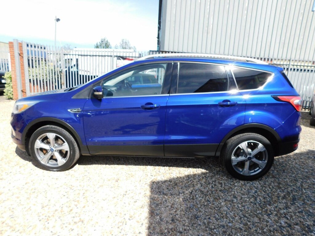 Ford Kuga 2.0 Tdci Titanium Euro 6 Ss MJ17ZXS Blue #6