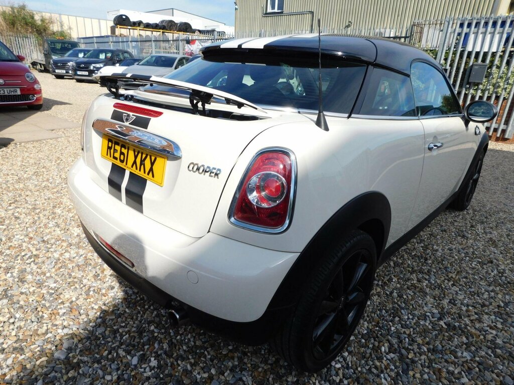 Mini Coupe Cooper White #10