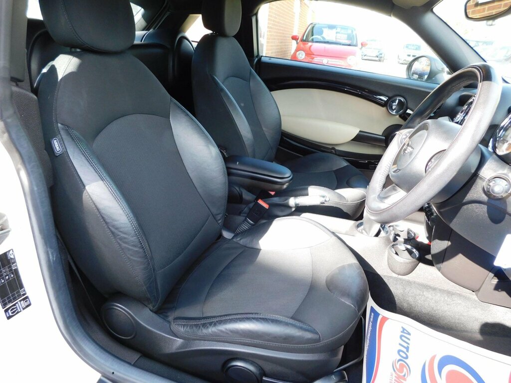 Mini Coupe Cooper White #16