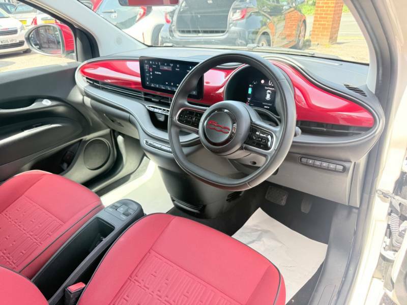 Fiat 500 87Kw Red 42Kwh - One Owner - Acr Play - R White #3