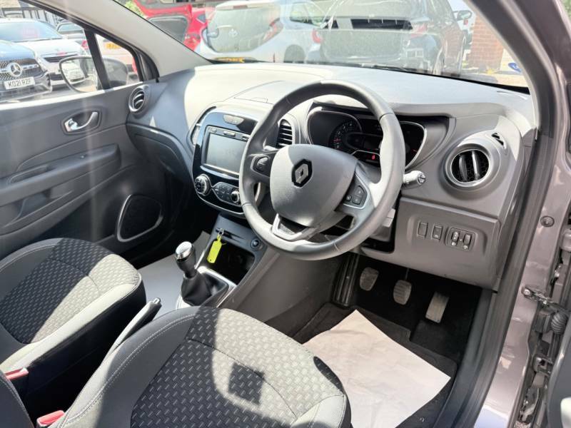 Renault Captur 1.5 Dci 90 Dynamique Nav - Fsh - Parking Sesno Grey #4