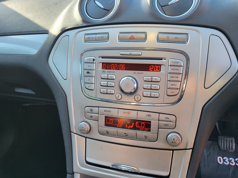 Ford Mondeo Zetec Tdci 140 Blue #4