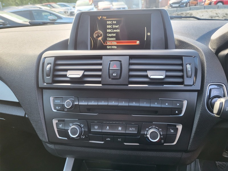 BMW 2 Series 218D M Sport RY10HOL White #4