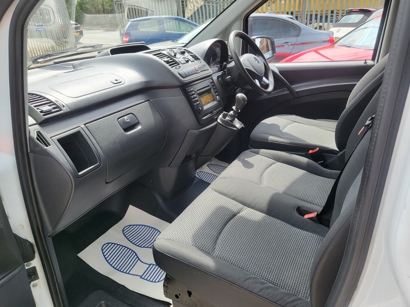 Mercedes-Benz V Class V6 Mpv White #20