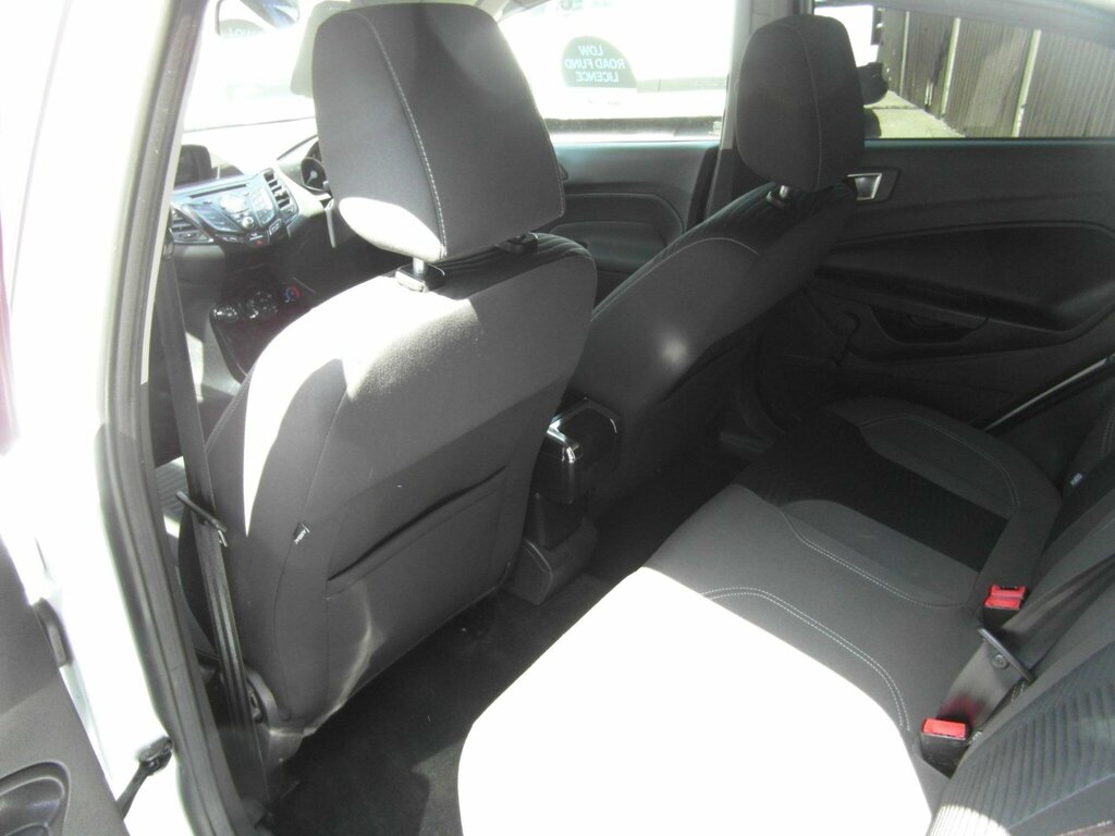Ford Fiesta 1.25 Zetec Euro 5 EO15VKC White #6