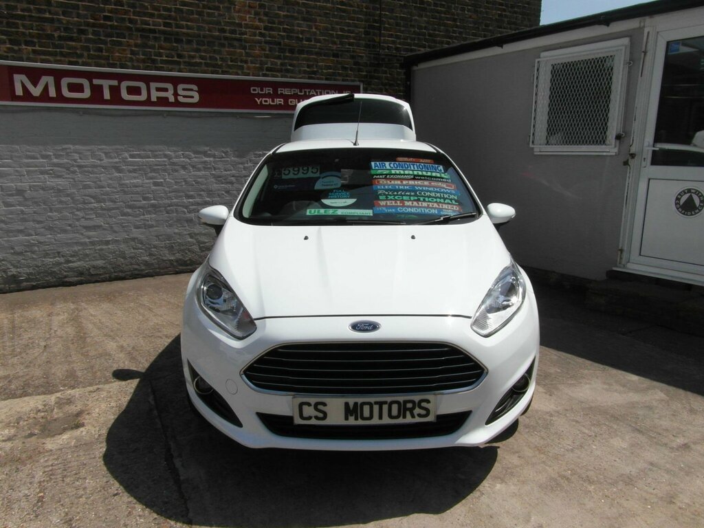 Ford Fiesta 1.25 Zetec Euro 5 White