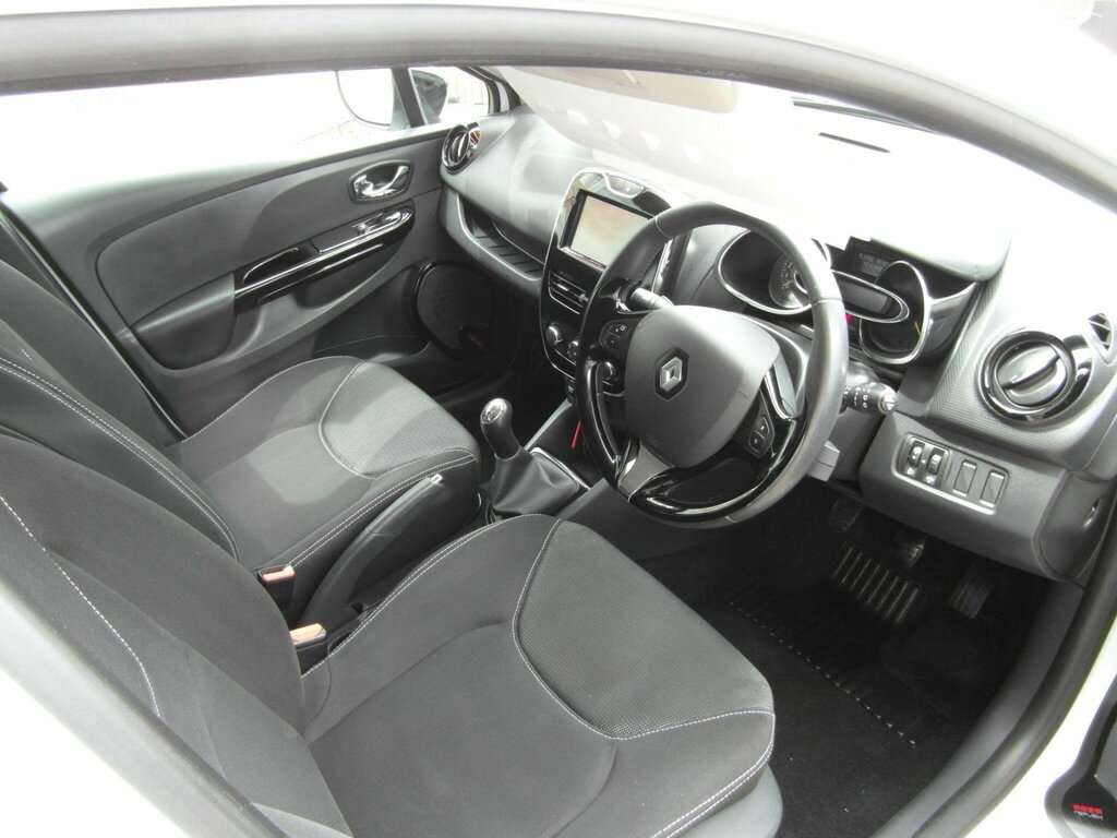 Renault Clio 1.2 16V Dynamique Medianav Euro 5 White #3