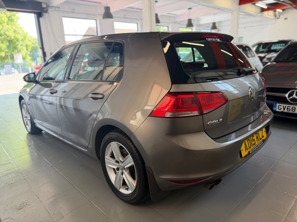 Volkswagen Golf 1.4 Tsi Bluemotion Tech Match Hatchback AD15RLZ #3