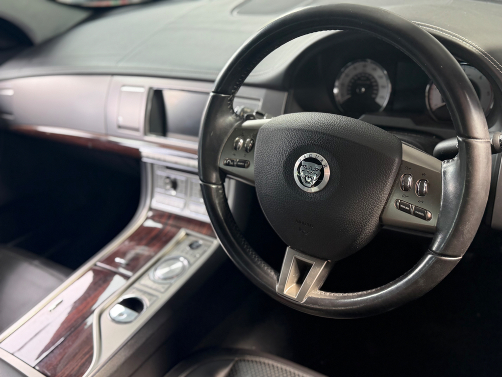 Jaguar XF 3.0D V6 Premium Luxury Euro 5 Blue #3