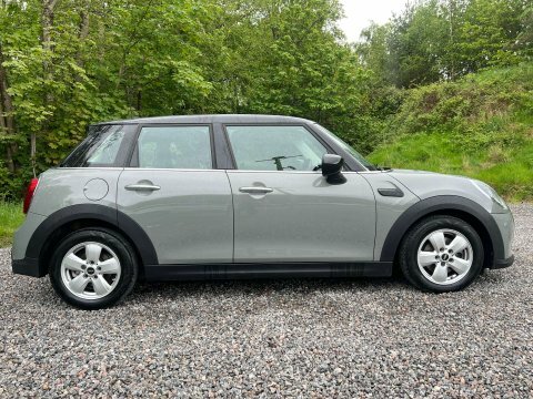Mini Hatch 1.5 Cooper Classic ST22LVG Grey #2