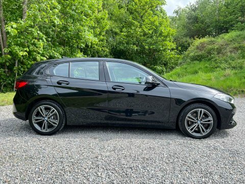BMW 1 Series 2.0 118D Sport YH20FRK Black #2