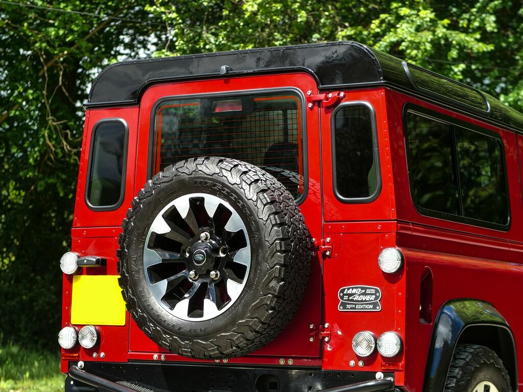 Land Rover Defender 90 Defender 90 Adventure Td Orange #50