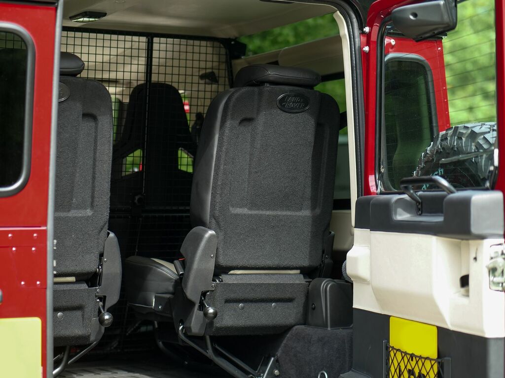 Land Rover Defender 90 Defender 90 Adventure Td Orange #78