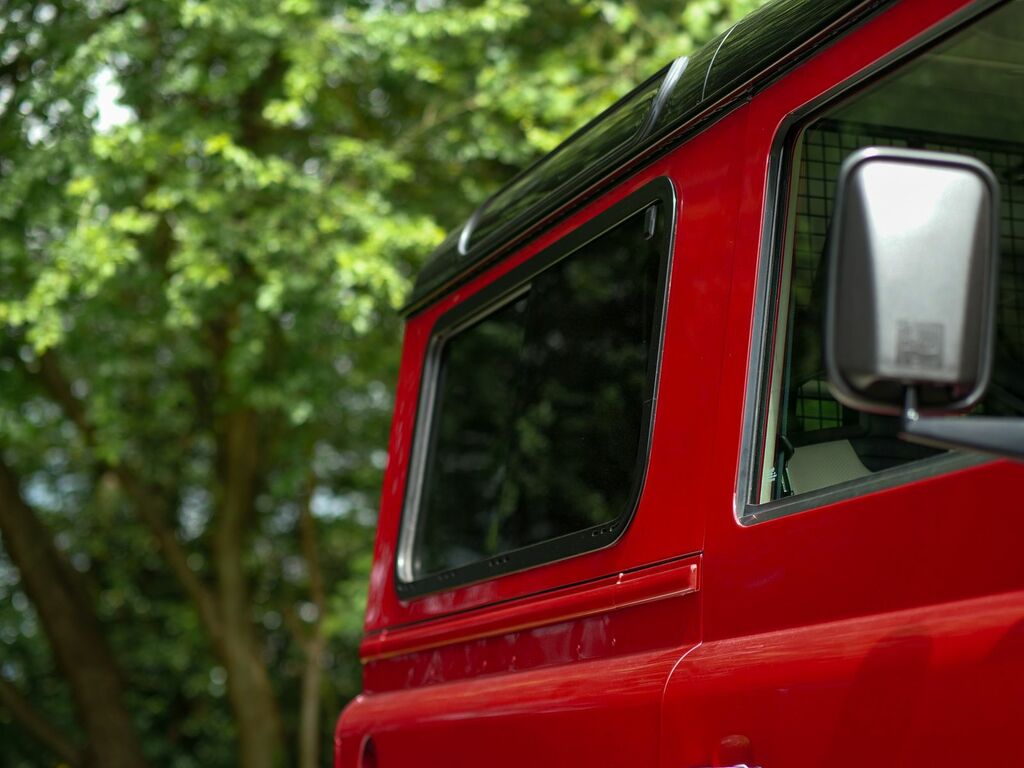 Land Rover Defender 90 Defender 90 Adventure Td Orange #31